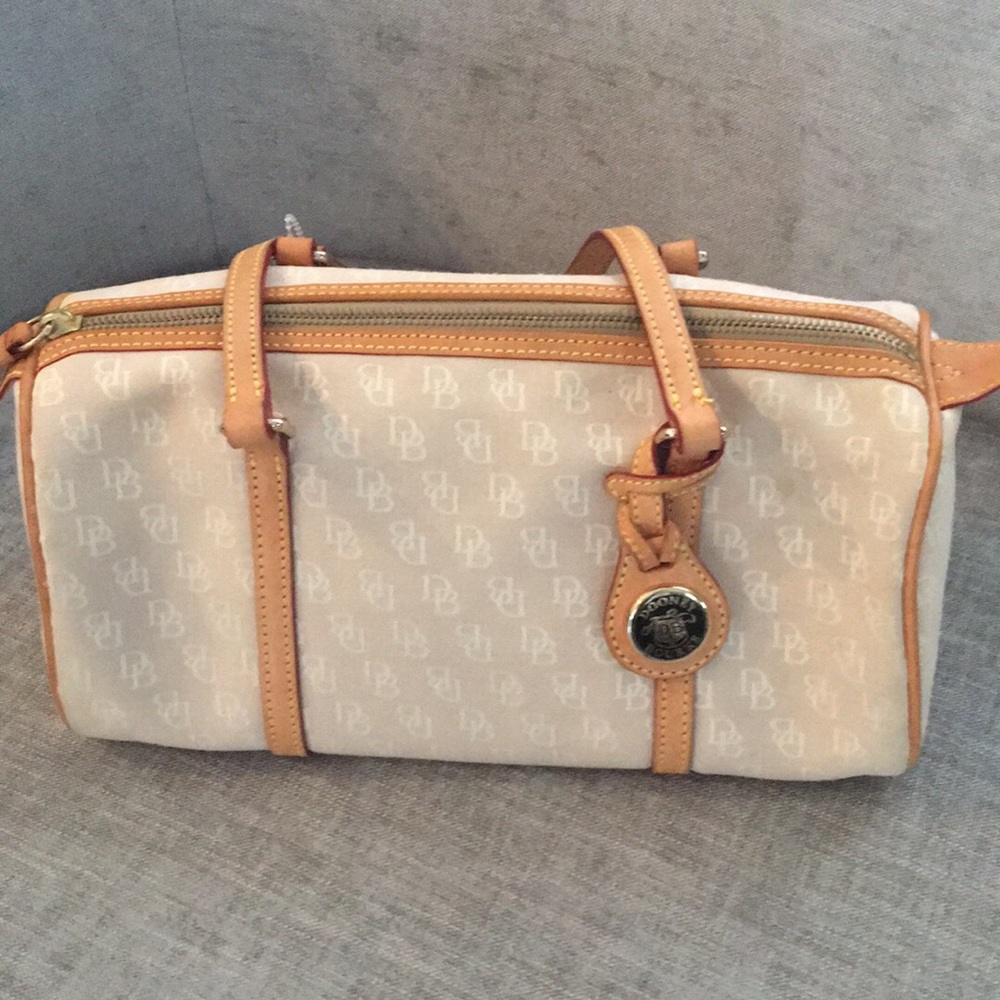 Dooney and Bourke bucket bag-cream fabric